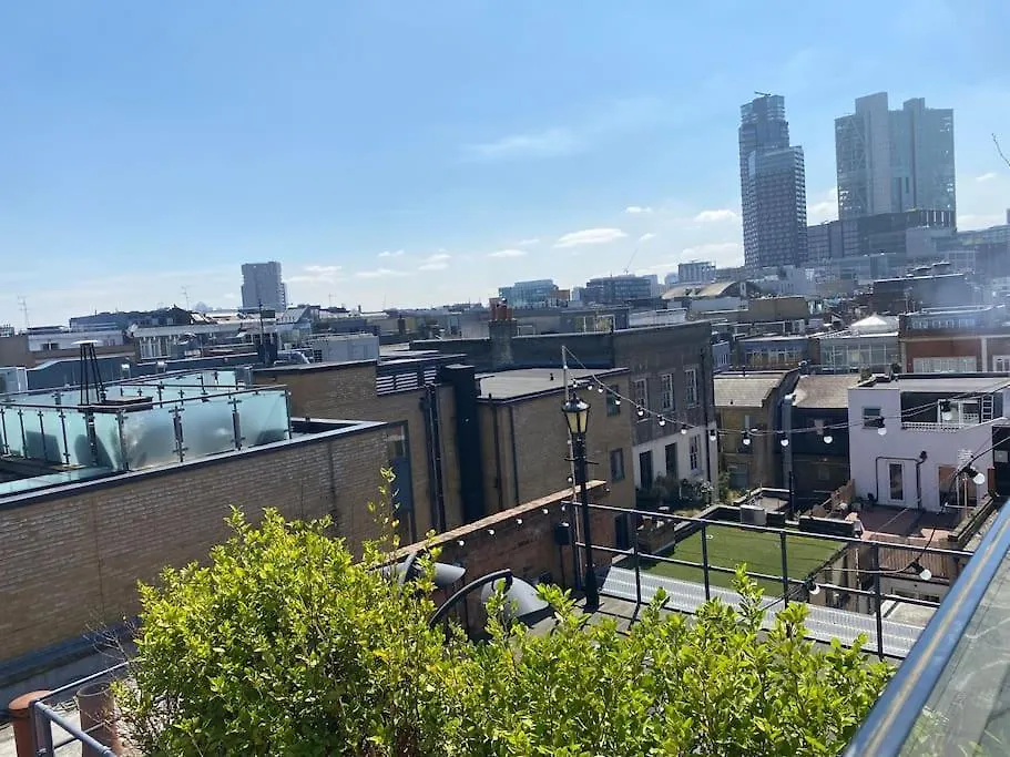 Shoreditch 3 Bed 2 Bath Apartment Large Terrace & Park View location